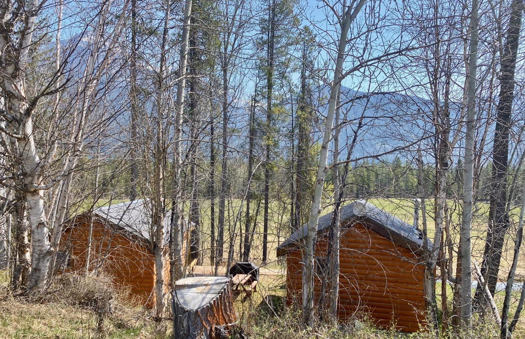 Rocky Mountain Cabins And Home Golden Exteriör bild